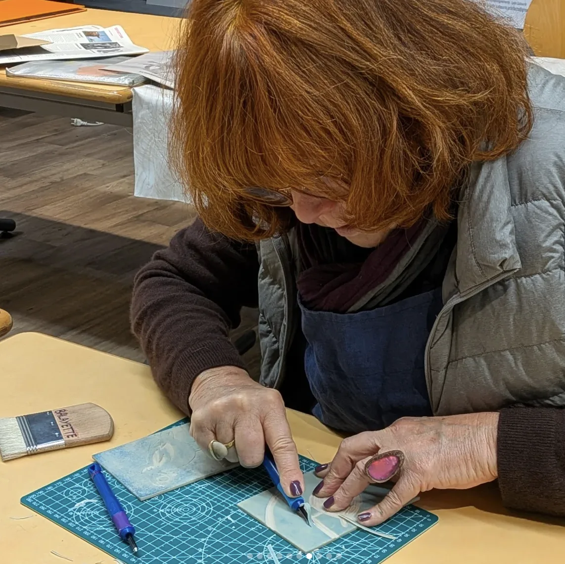Carnet d'essais de linogravure, motifs végétaux